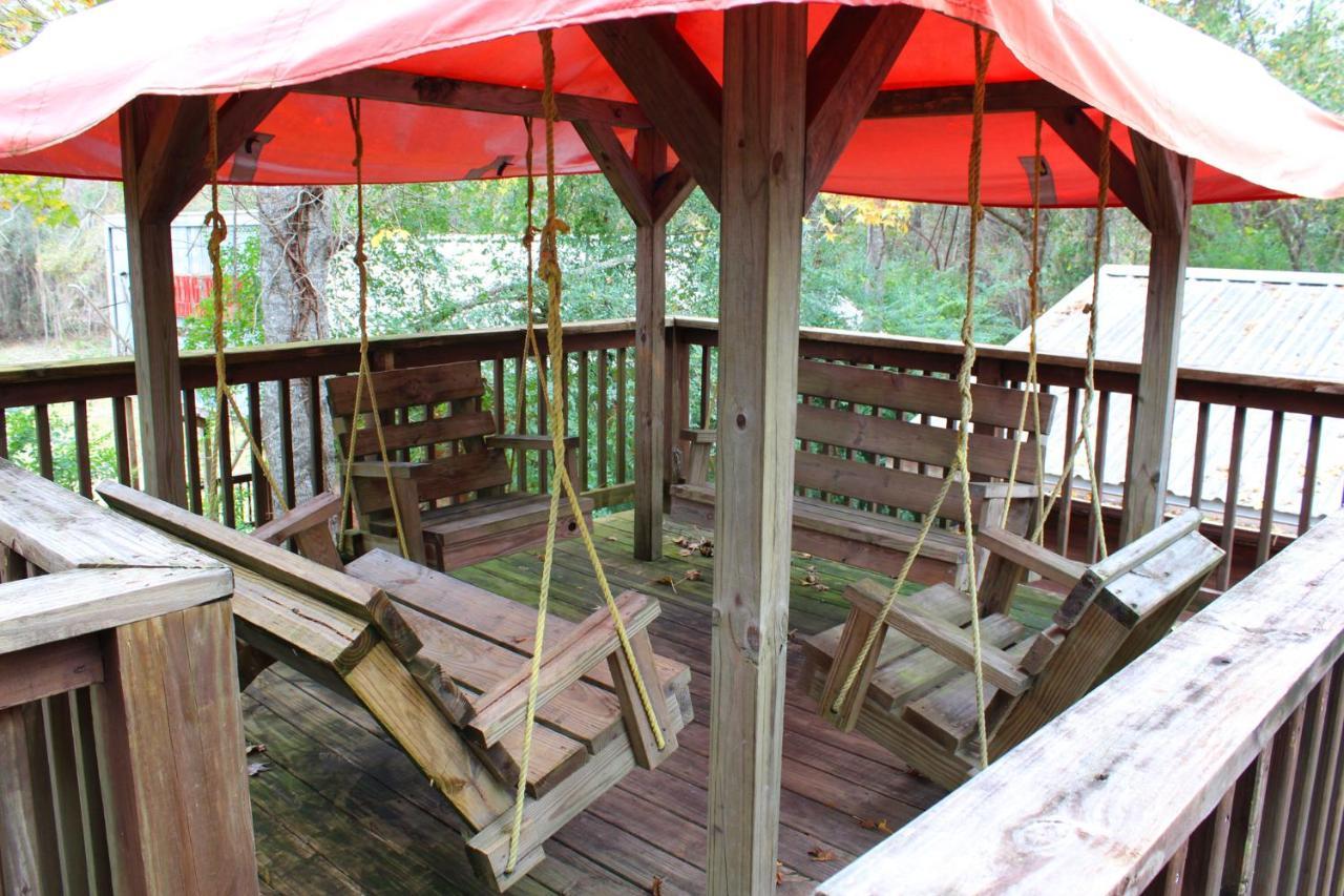 Berry Creek Cabins Bed & Breakfast Isabel Екстериор снимка