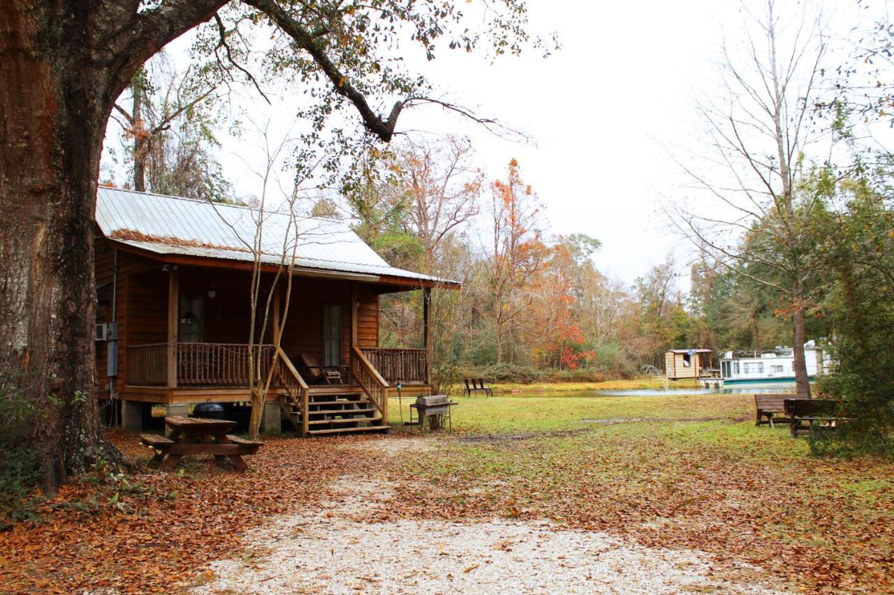 Berry Creek Cabins Bed & Breakfast Isabel Екстериор снимка